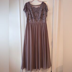 Elegant Mauve Evening Gown